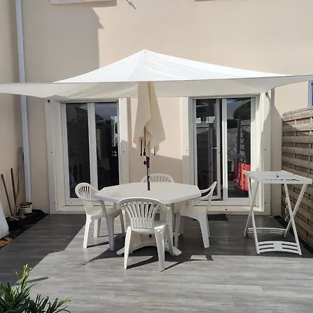 Maison T3 Meublee 度假居